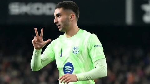  Việc Messi bó tay, siêu dự bị của Barca làm được